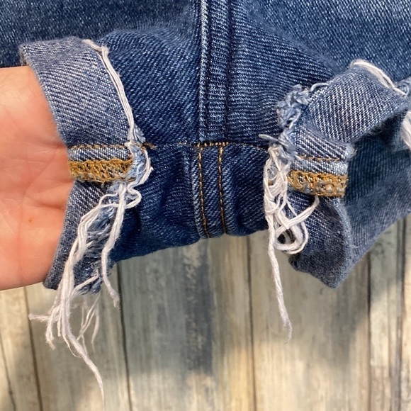 Distressed High Waist Mom Shorts | BullHead/Pacsun | Size 27 - Picture 10 of 11